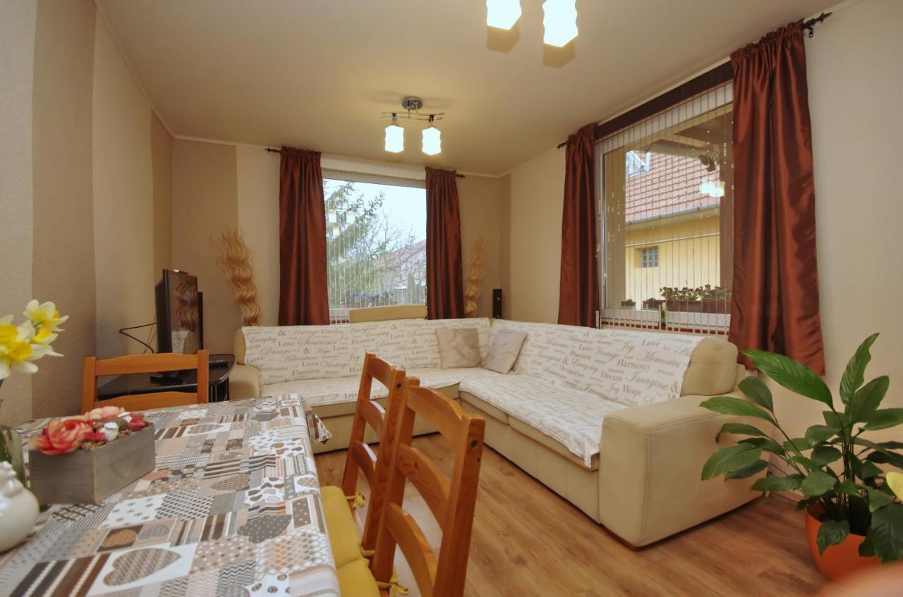 Bodza Apartman Gyula Dış mekan fotoğraf