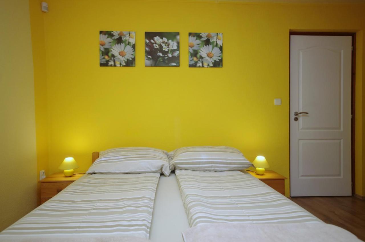 Bodza Apartman Gyula Dış mekan fotoğraf