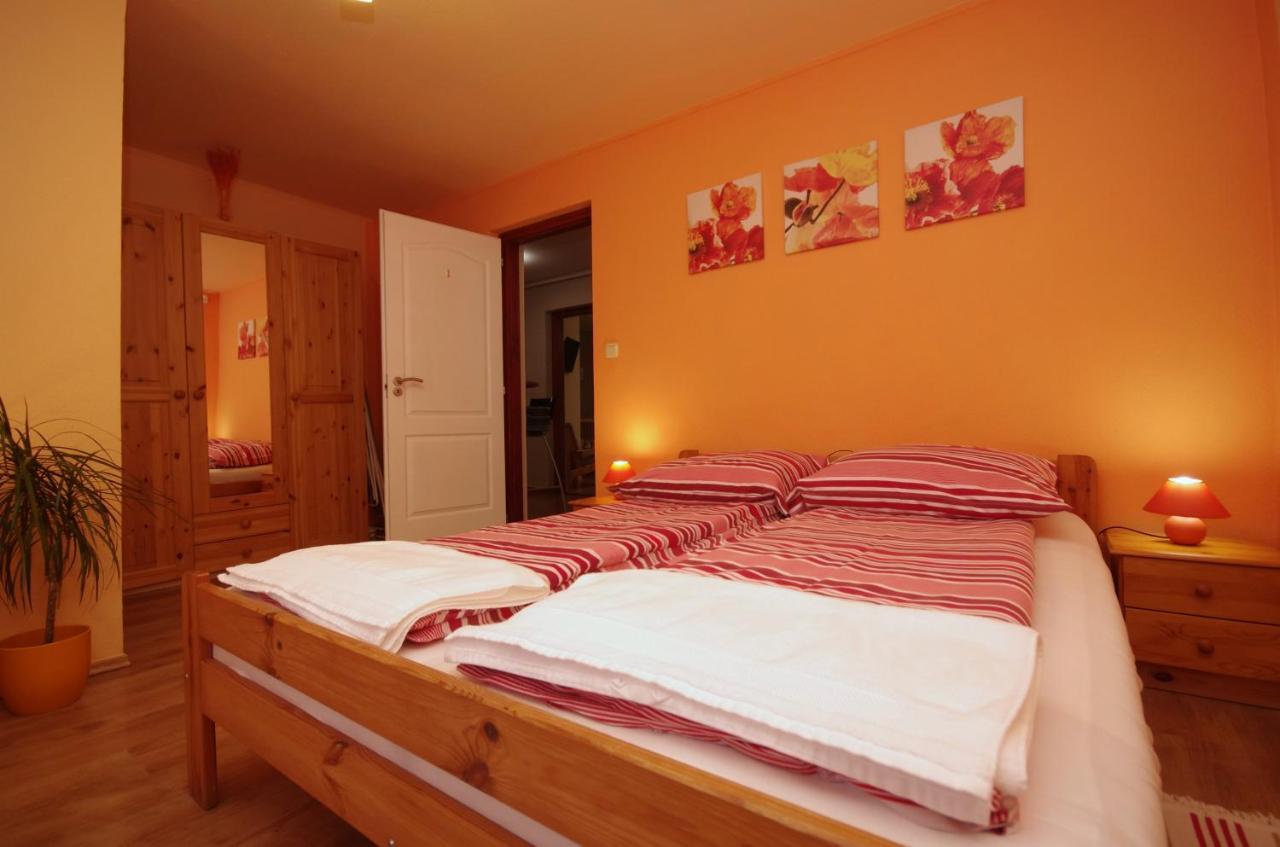 Bodza Apartman Gyula Dış mekan fotoğraf